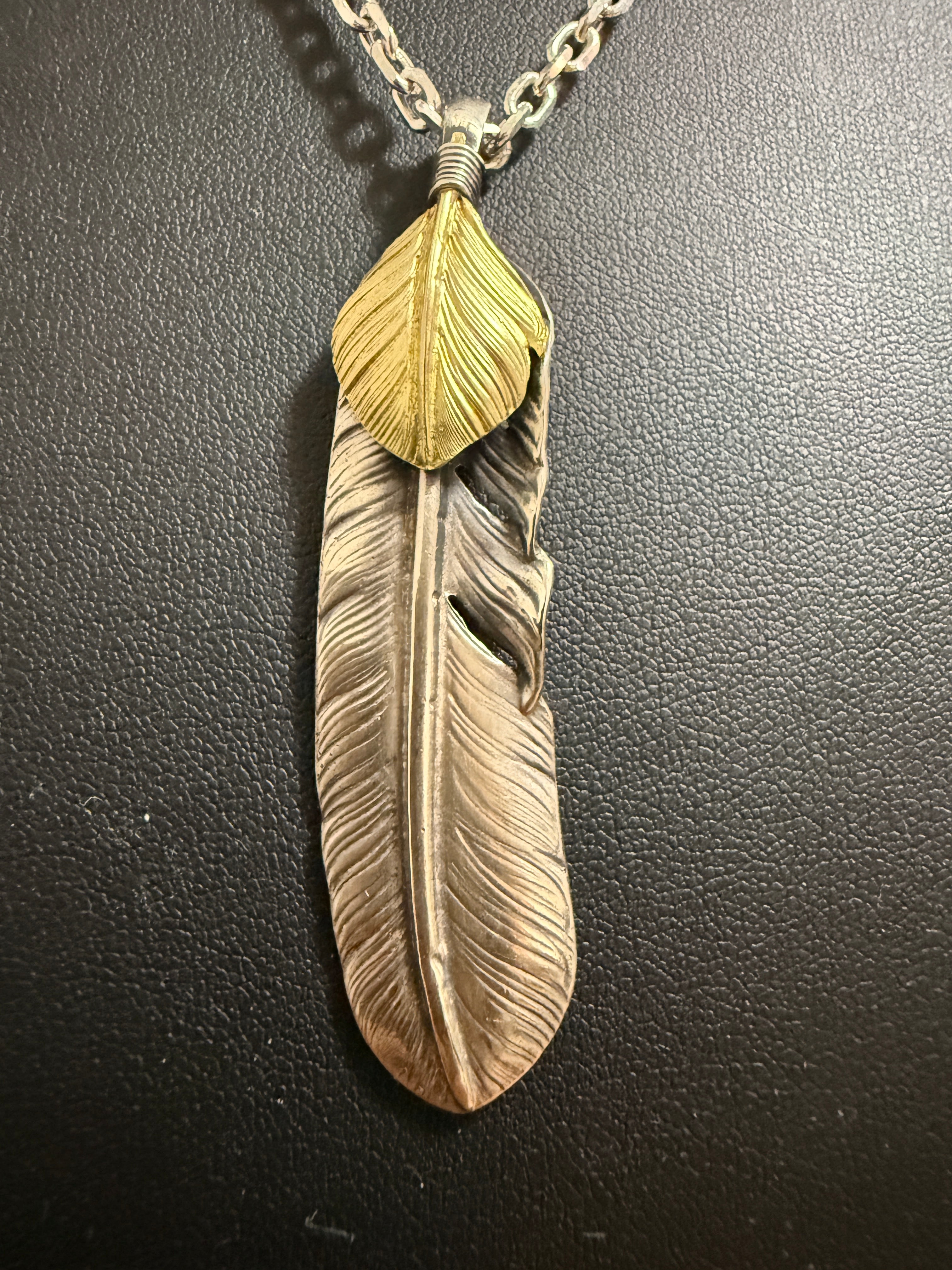 ゴローズ 上金特大フェザー左+SV太陽inメタル小+金メタルホイール付イーグルフック細角チェーン(47cm)セットアップ