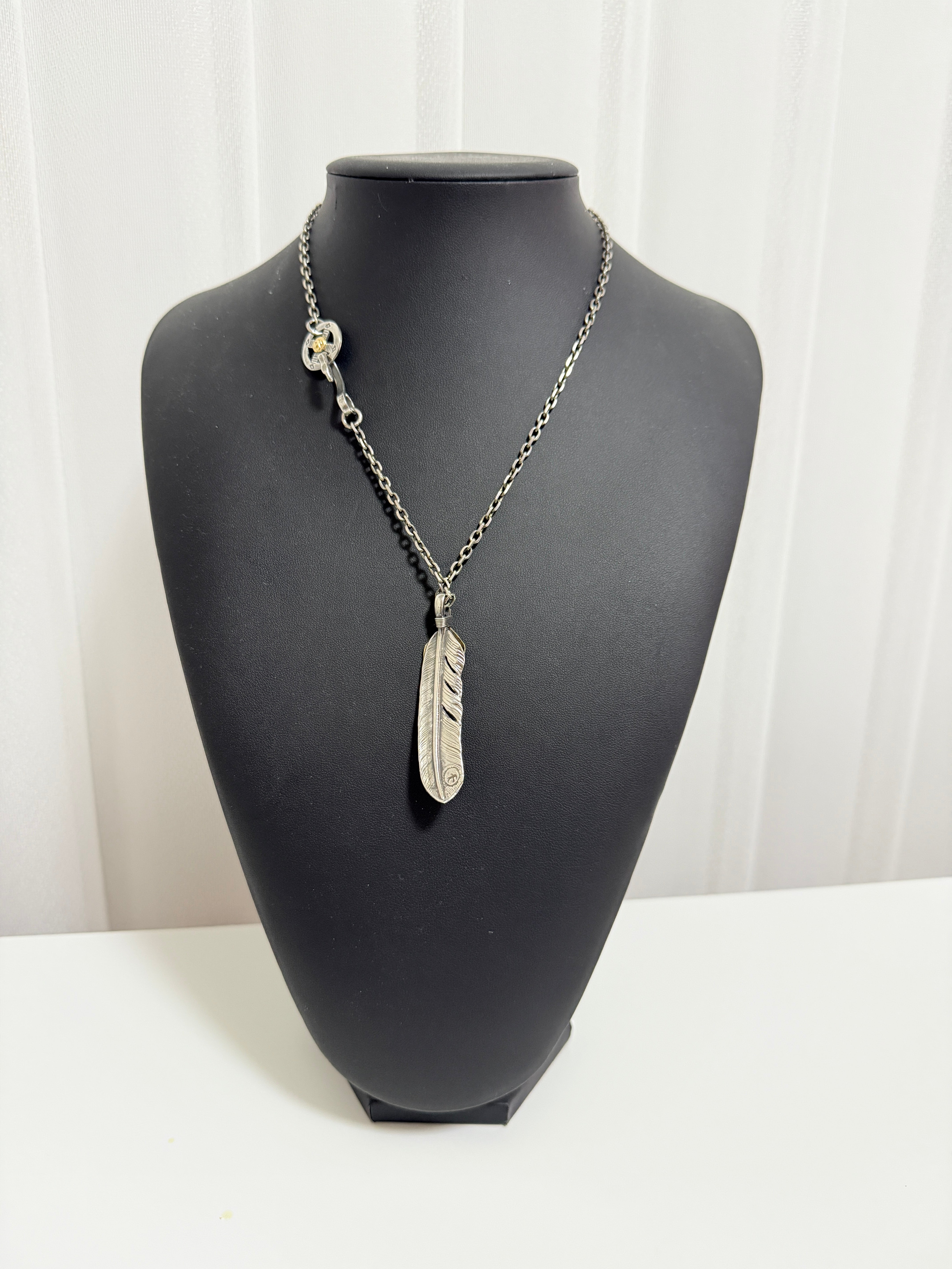 ゴローズ 上金特大フェザー右+金メタルホイール付イーグルフック細角チェーンセットアップ