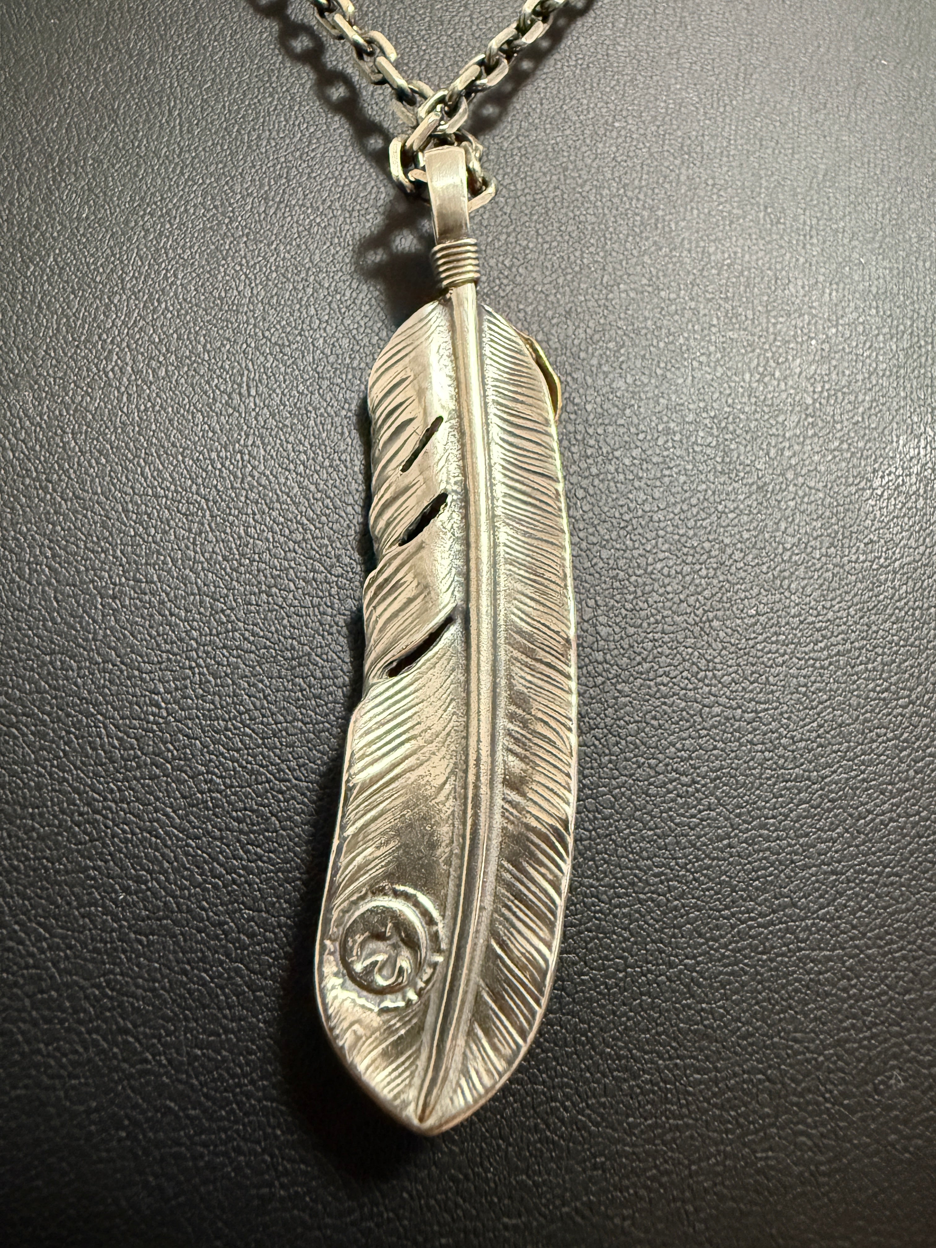 ゴローズ 上金特大フェザー左+SV太陽inメタル小+金メタルホイール付イーグルフック細角チェーン(47cm)セットアップ