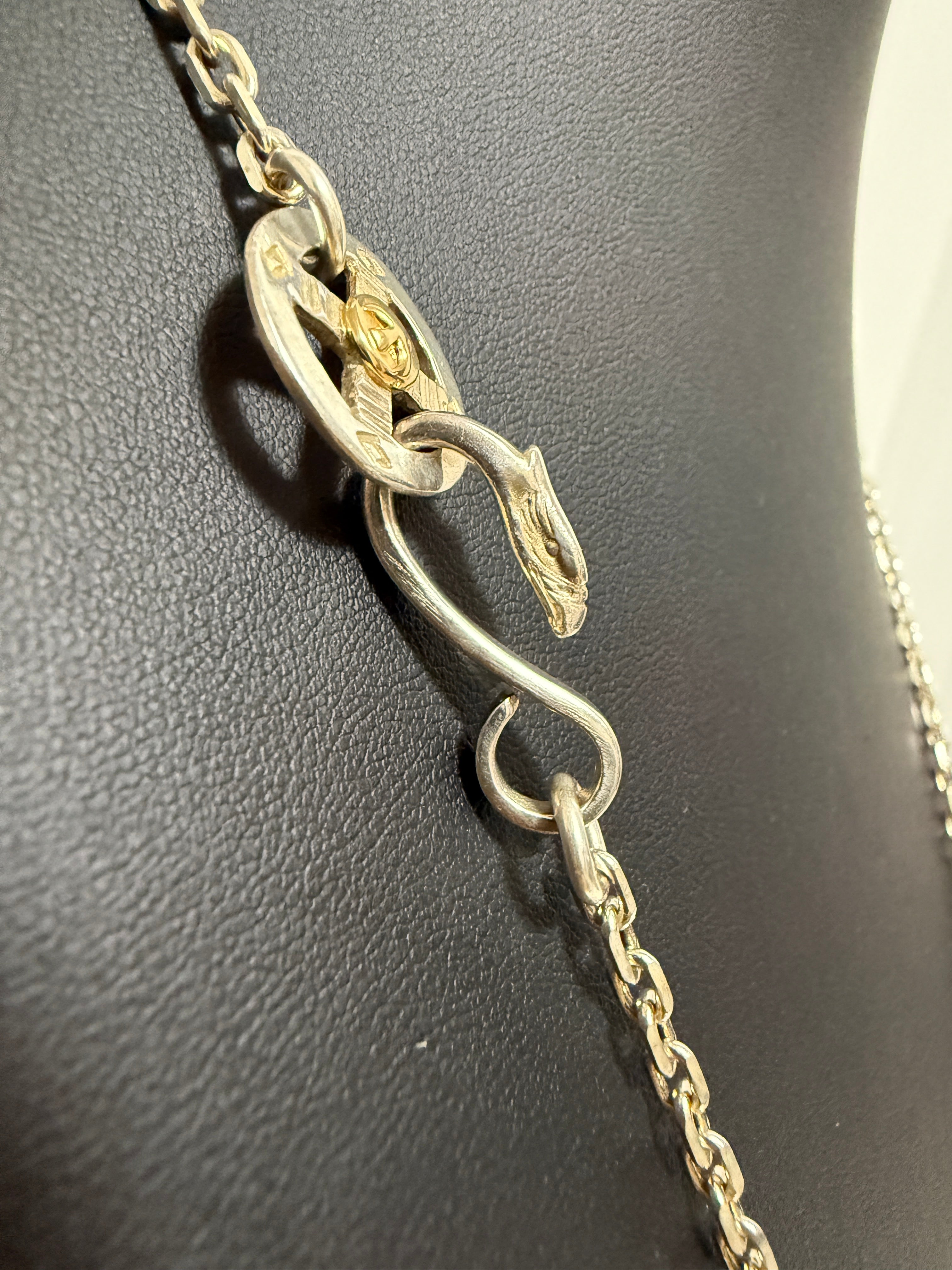 【V.I.P. Sさま専用】ゴローズ ロングチェーンセットアップ: 上銀銀縄TQ左+プレーン特大フェザー右+SVハートホイールフェザー×2+SV太陽inメタル大