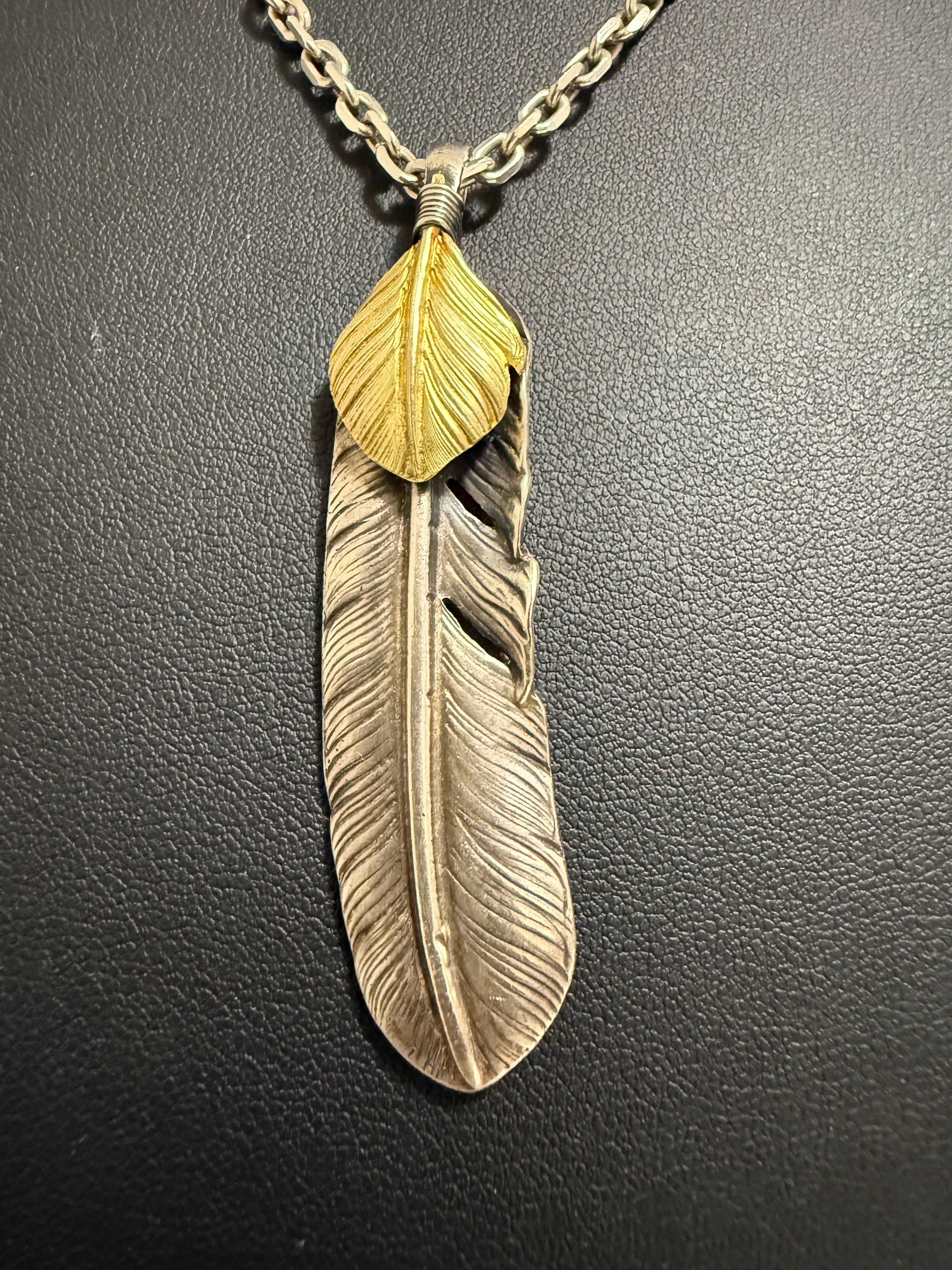 ゴローズ 上金特大フェザー左+SV太陽inメタル小+金メタルホイール付イーグルフック細角チェーン(47cm)セットアップ