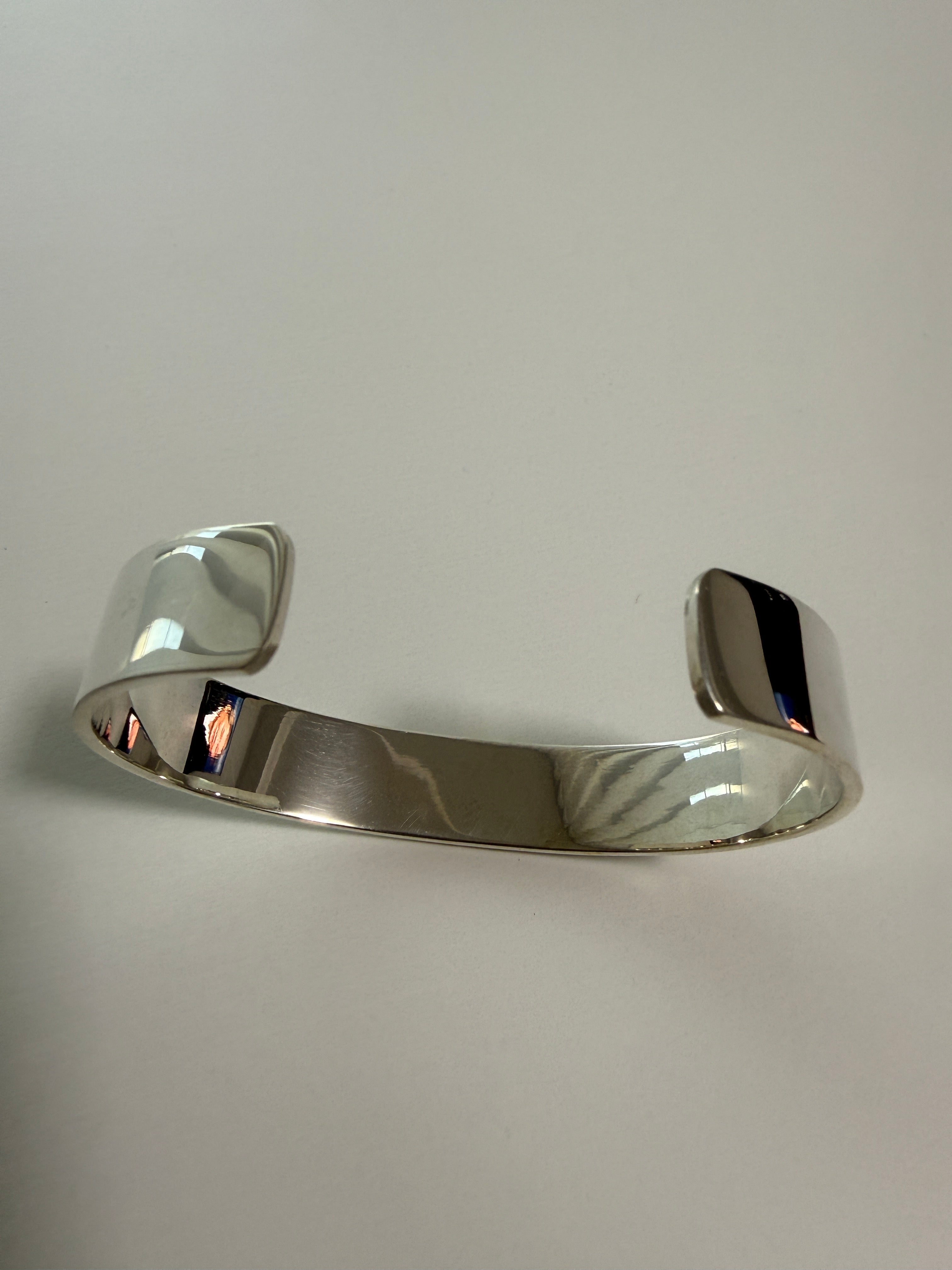 ゴローズ　平打ちブレスM