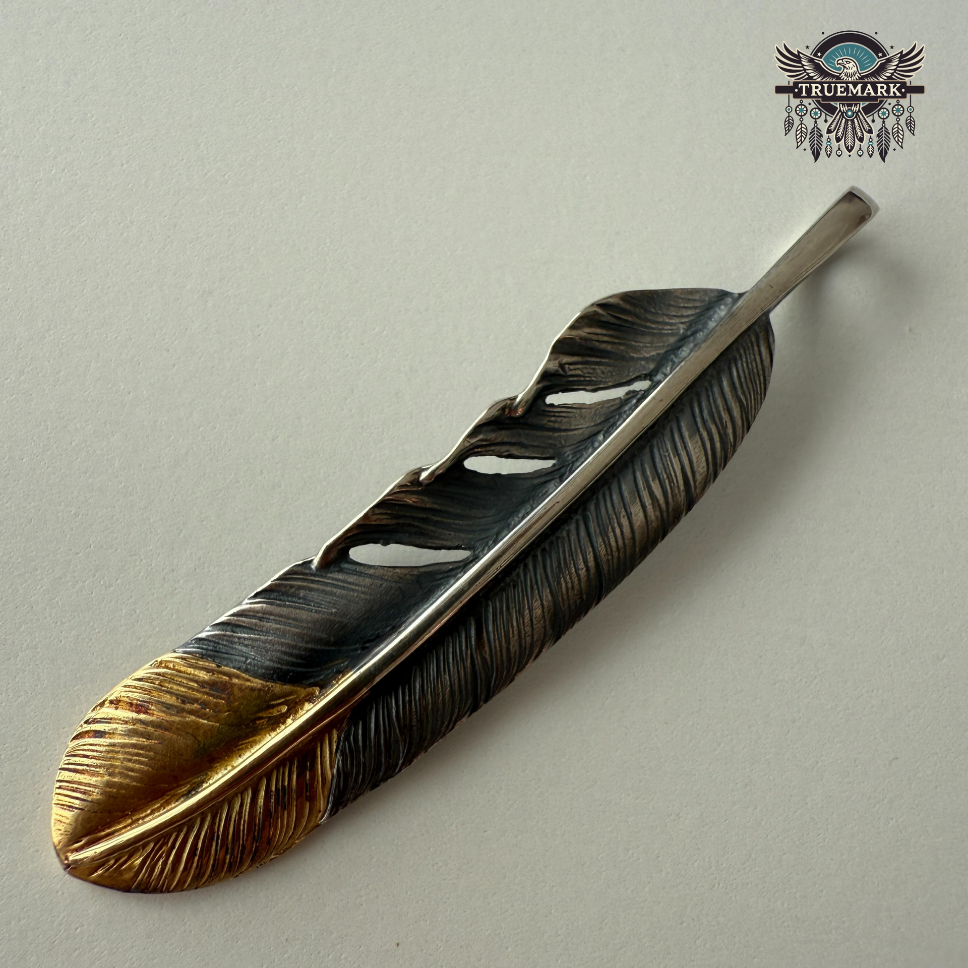 ■goro’s ゴローズ K18先金SV特大フェザー(右向き) □goro's ゴローズ K18先金SV特大フェザー(右向き) - メルカリ