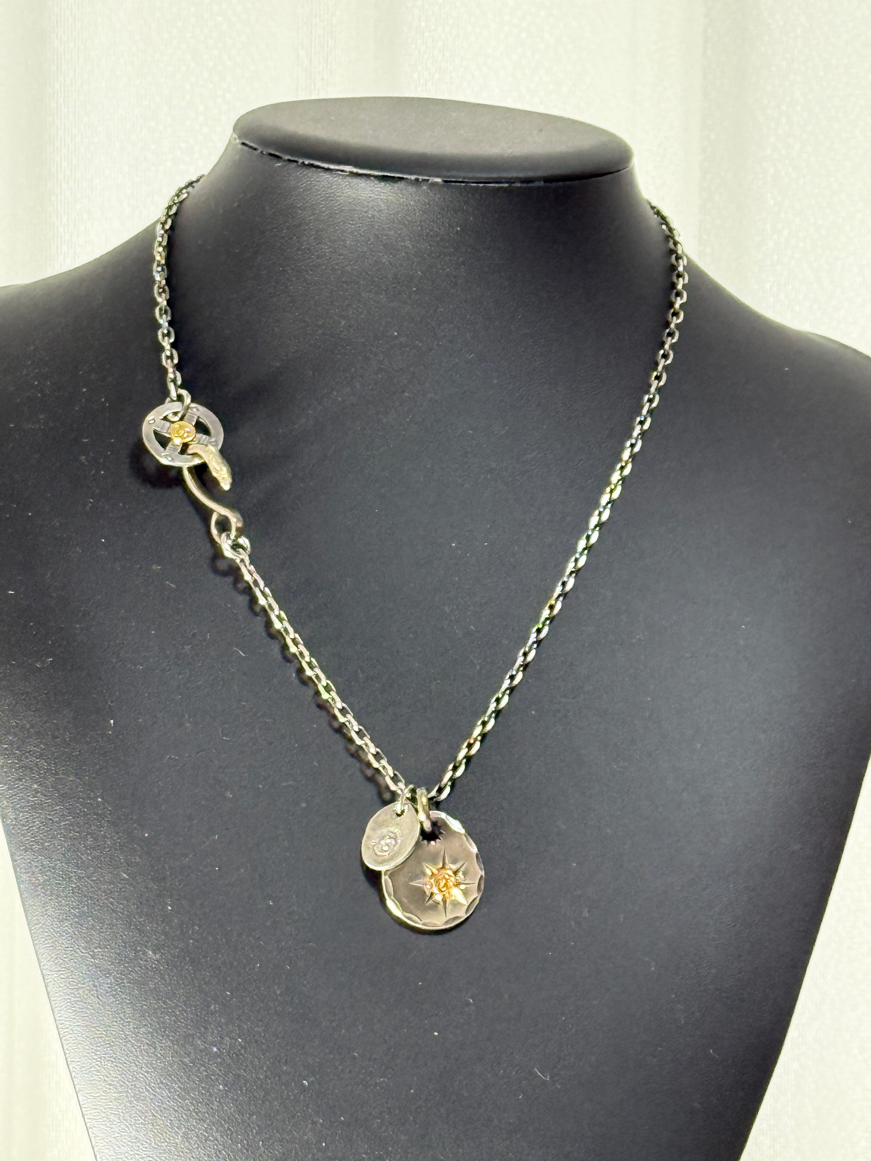 ゴローズ　たたきメタル小（印台ズレ）＋SVin太陽メタル大＋金メタルホイール付イーグルフック細角チェーン（50cm）セットアップ