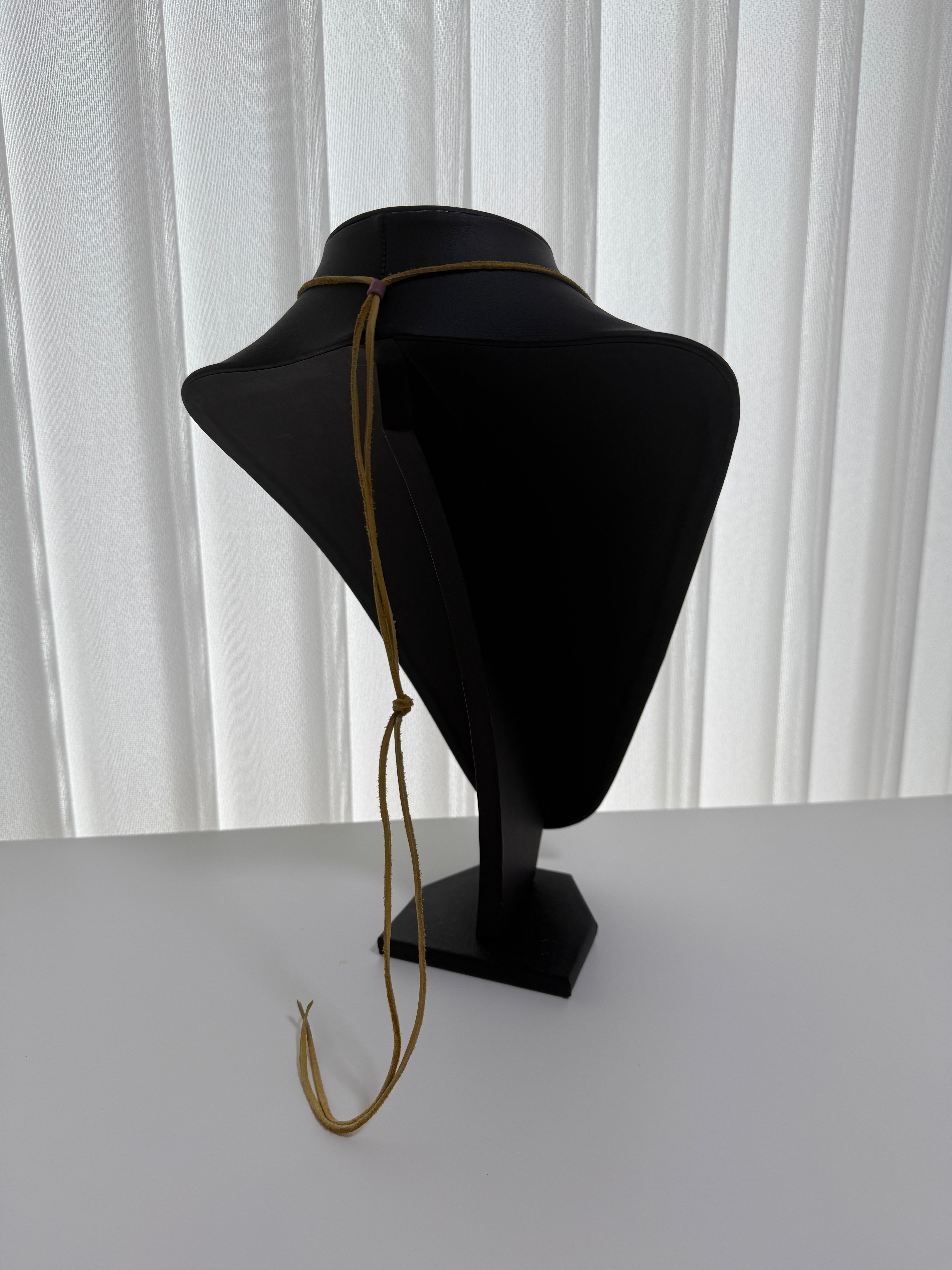 ゴローズ　上金特大フェザー左＋ビーズ鹿革紐キャメルセットアップ