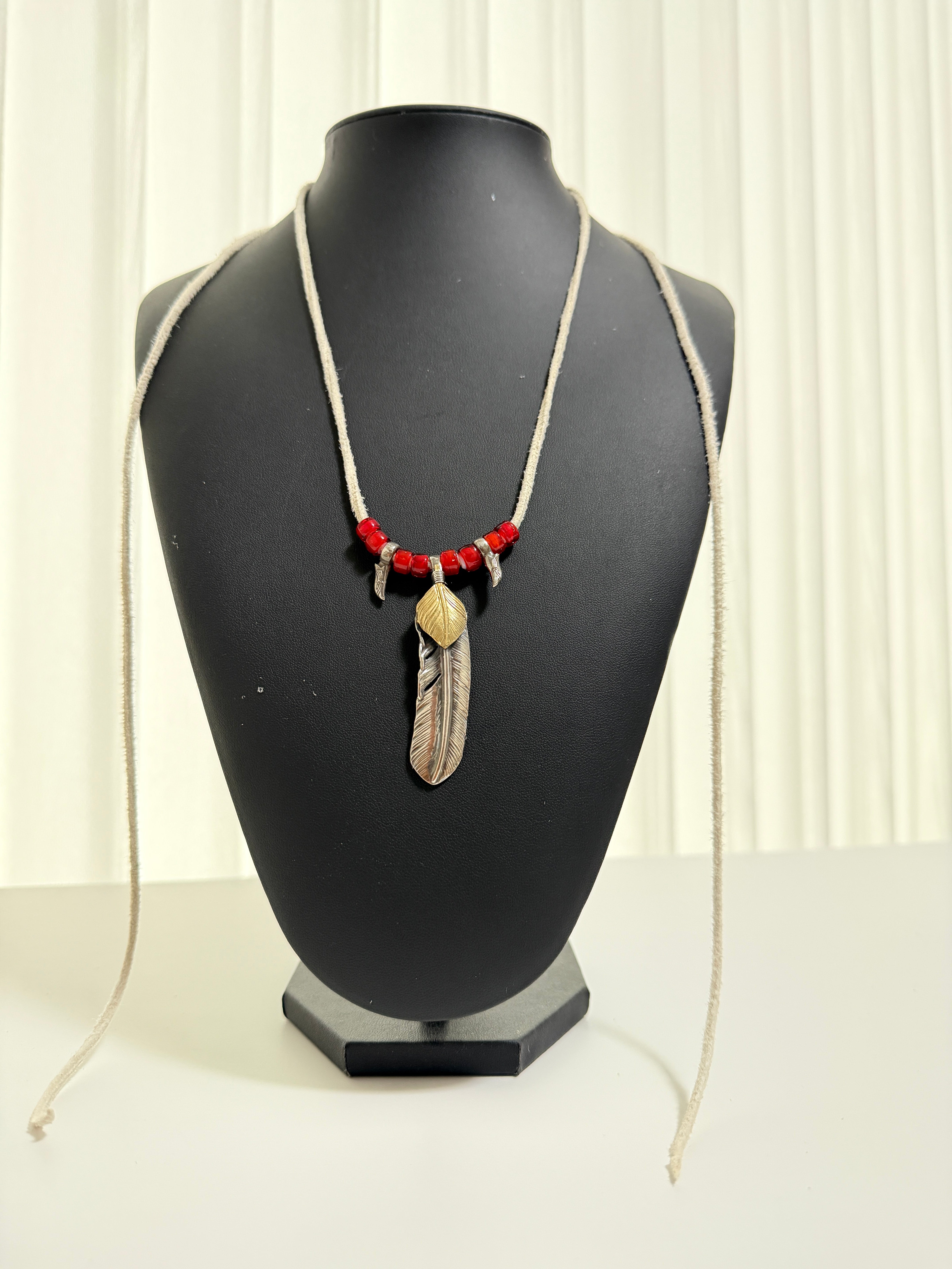 ゴローズ　上金特大フェザー右＋SVイーグルビーズ＋鹿革紐セットアップ