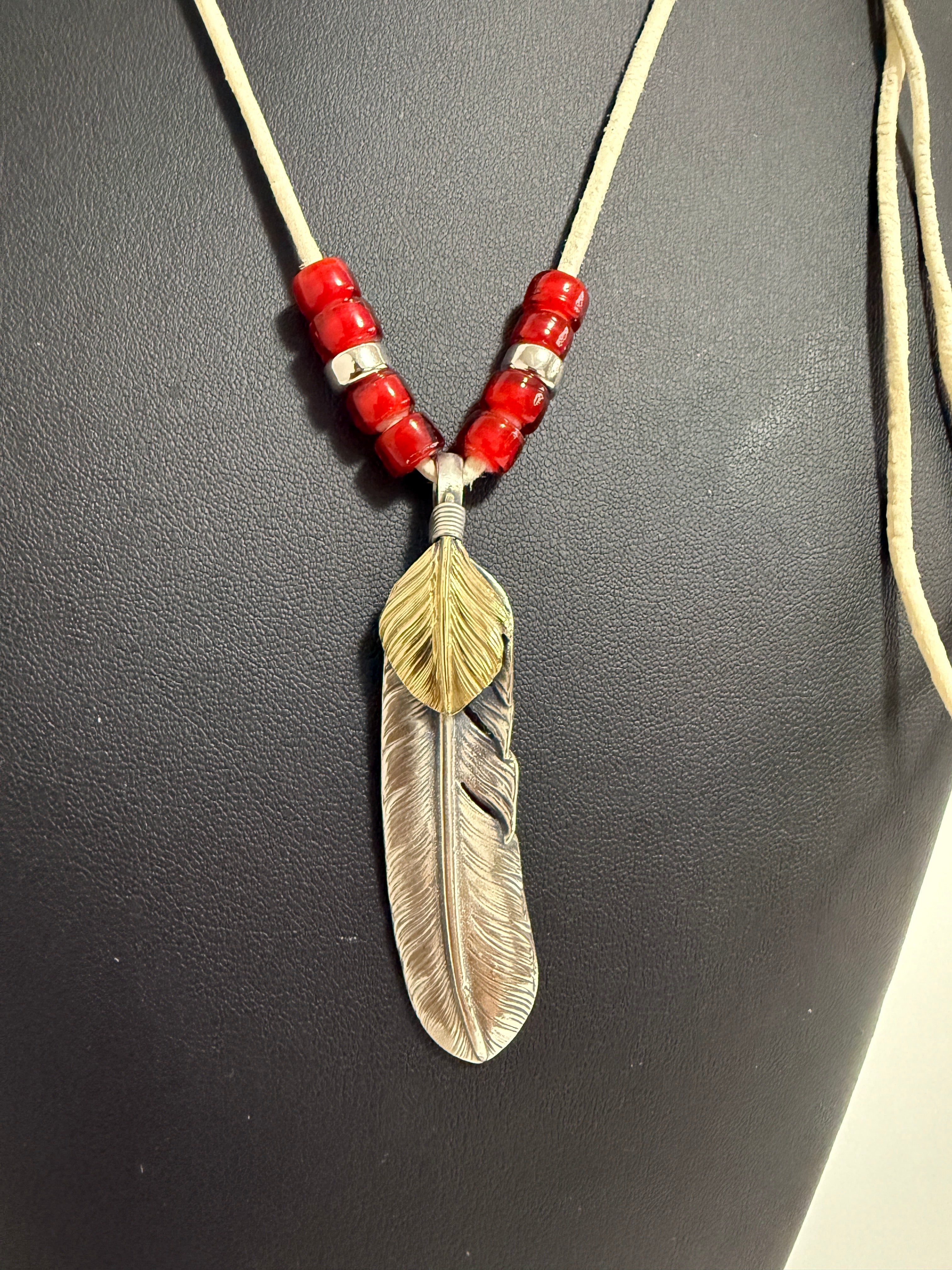 ゴローズ　メタル付き特大フェザー＋イーグルフックネックレス goro's【大イーグル&先金特大フェザー 細角チェーン組み】全金