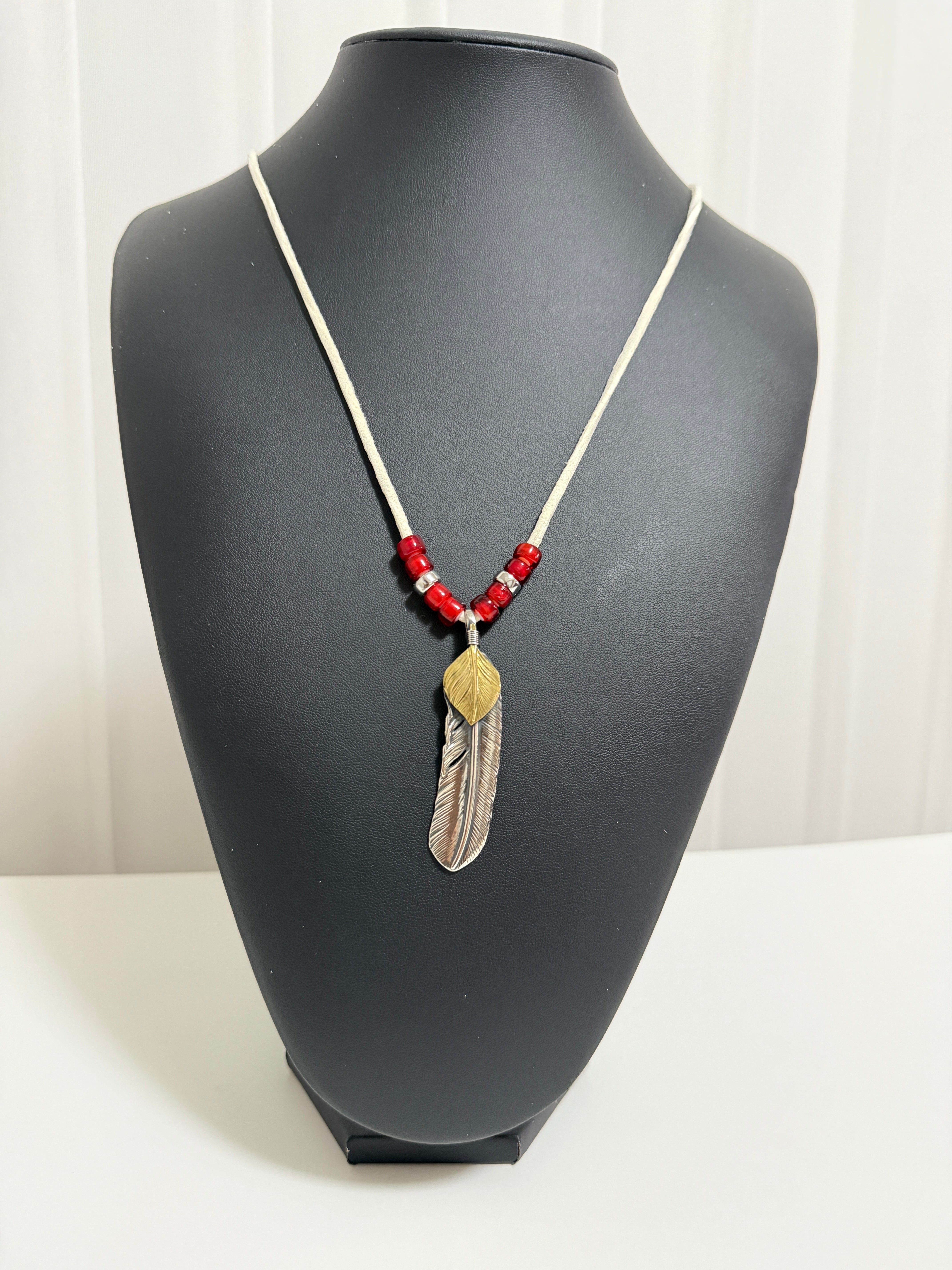 ゴローズ　上金特大フェザー右＋ビーズ付鹿革紐セットアップ