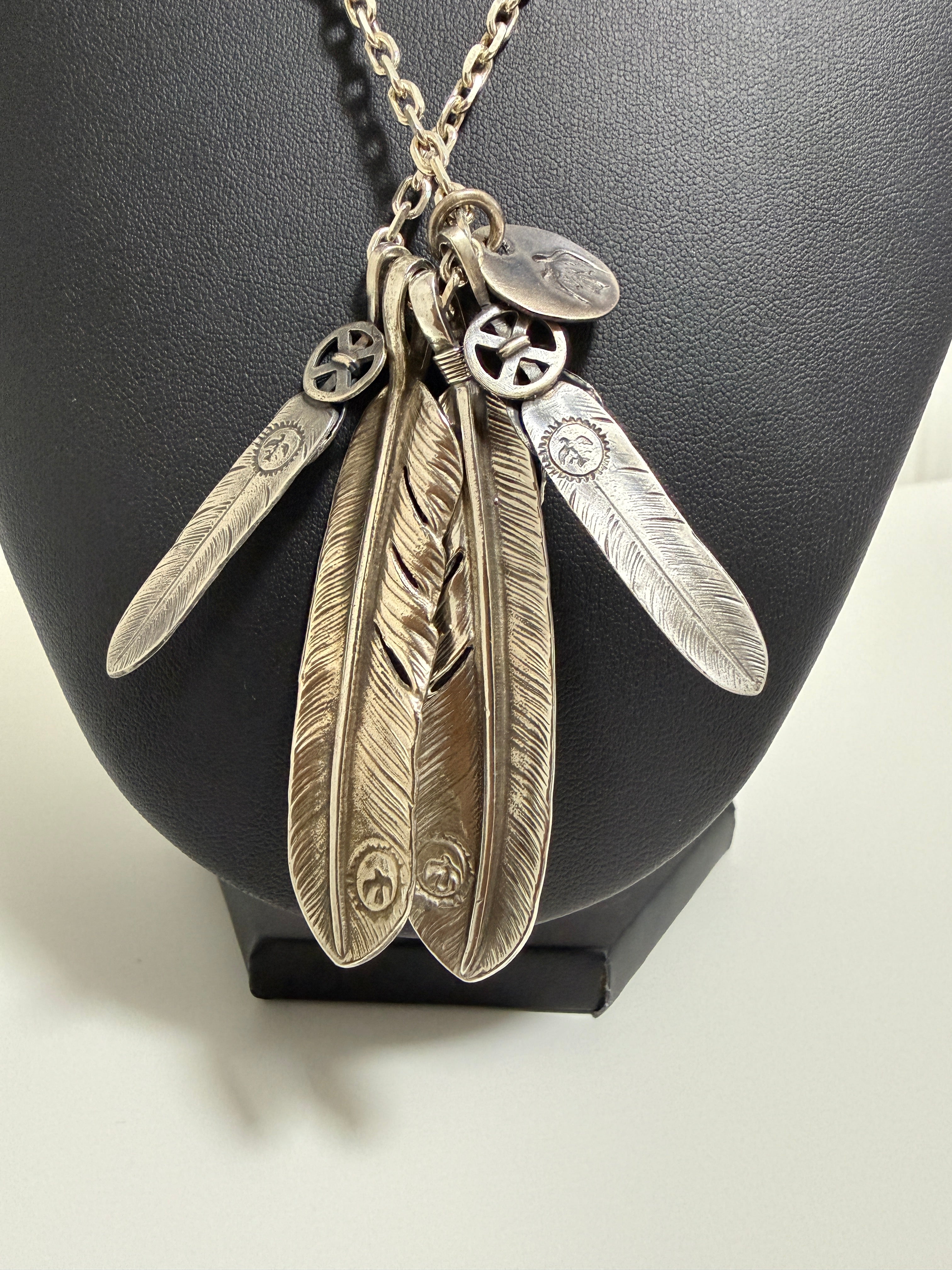 【V.I.P. Sさま専用】ゴローズ　ロングチェーンセットアップ：　上銀銀縄TQ左＋プレーン特大フェザー右＋SVハートホイールフェザー×2＋SV太陽inメタル大