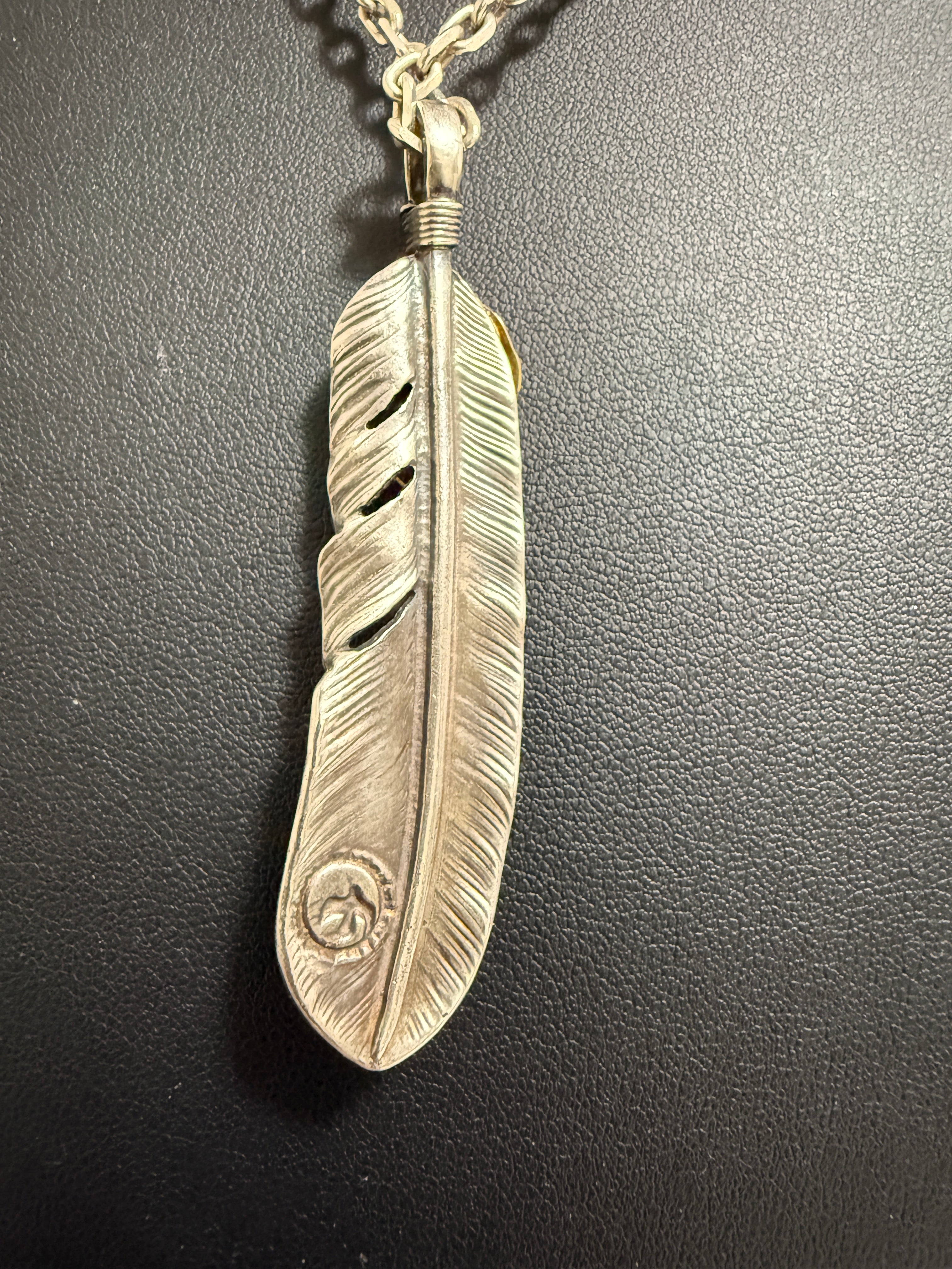 ゴローズ　上金特大フェザー左＋SV太陽inメタル小＋金メタルホイール付イーグルフック細角チェーン（47cm）セットアップ