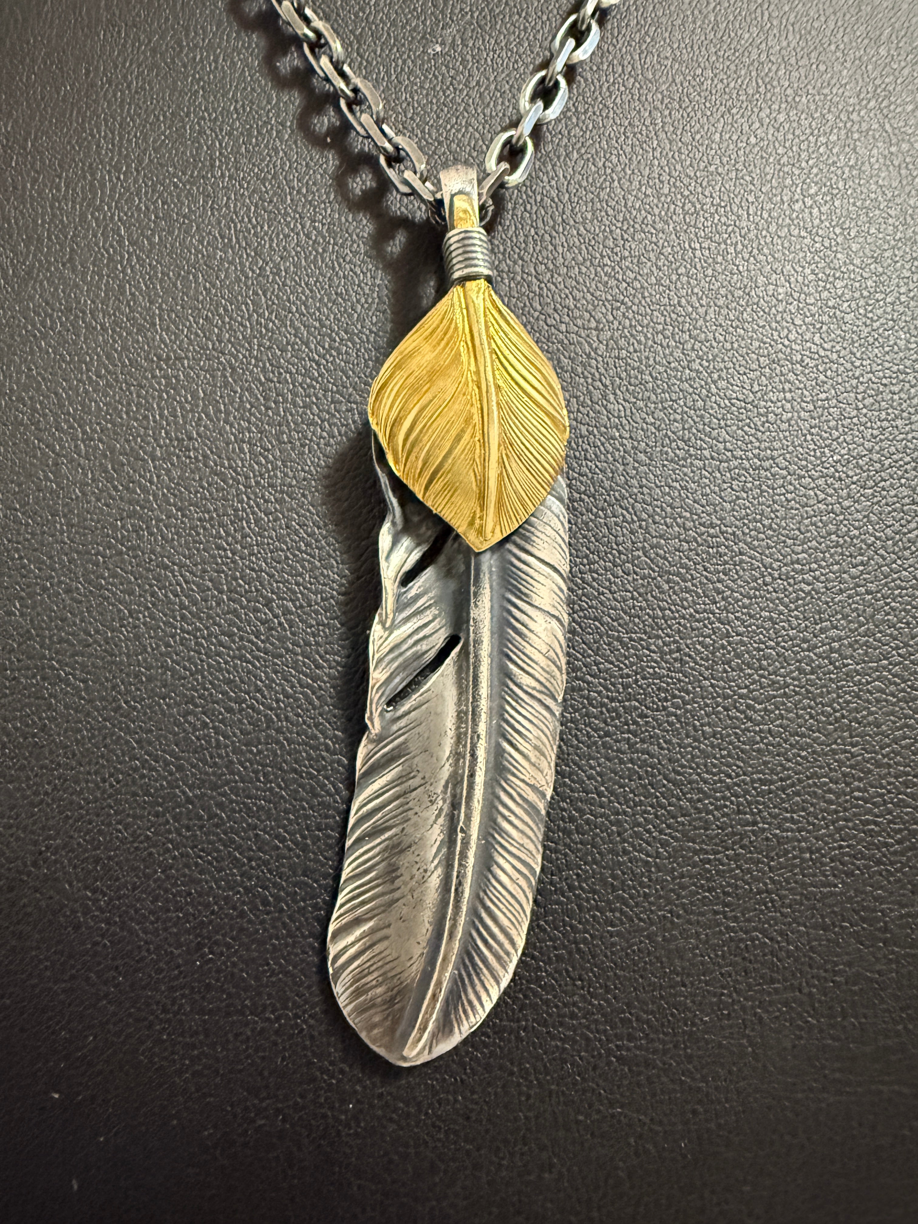 ゴローズ　上金特大フェザー右＋SV太陽inメタル小＋金メタルホイール付イーグルフック細角チェーン（47cm）セットアップ③