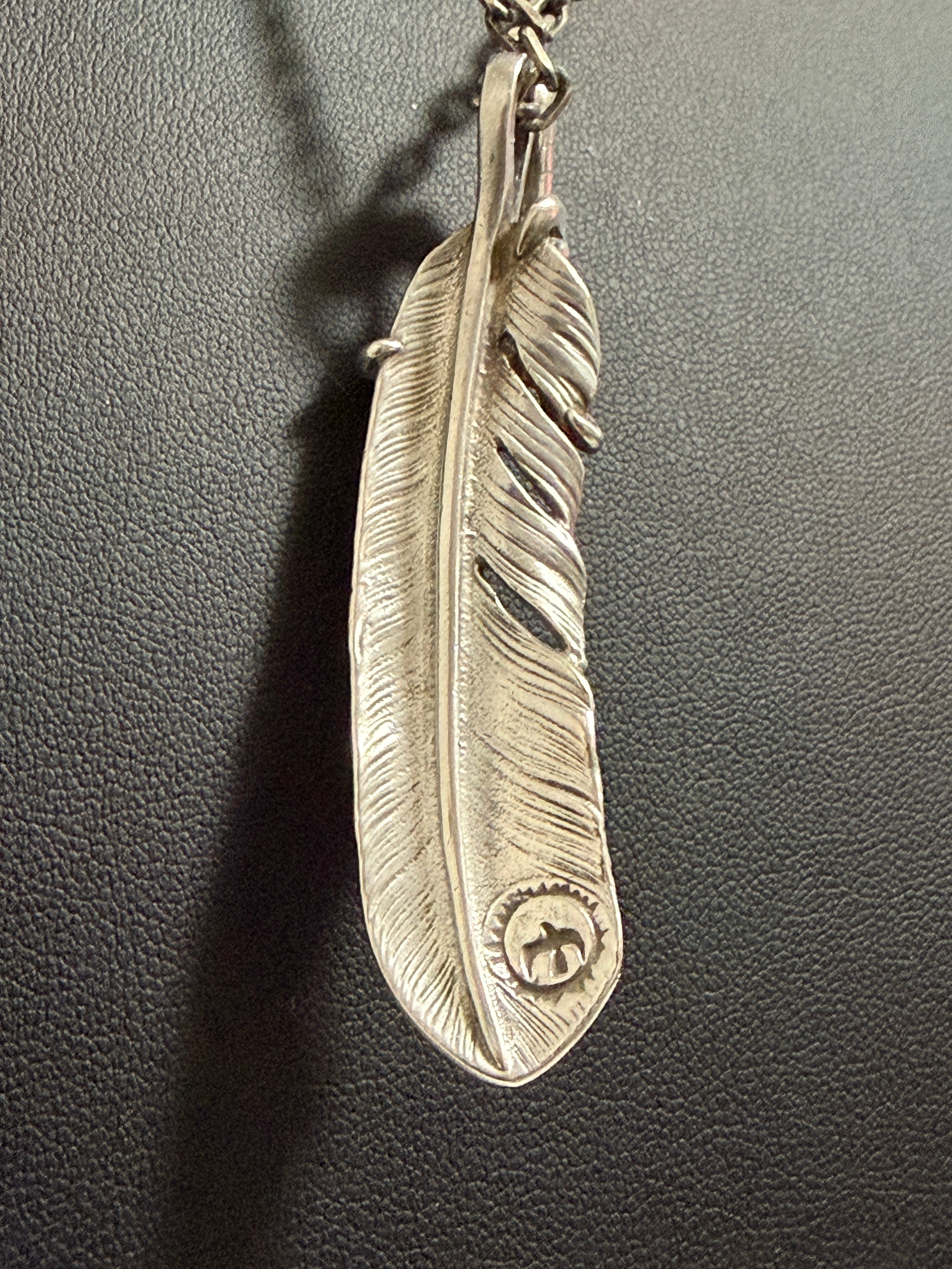 ゴローズ　銀爪特大フェザー右＋金メタルホイール付イーグルフック細角チェーン（47cm）セットアップ②