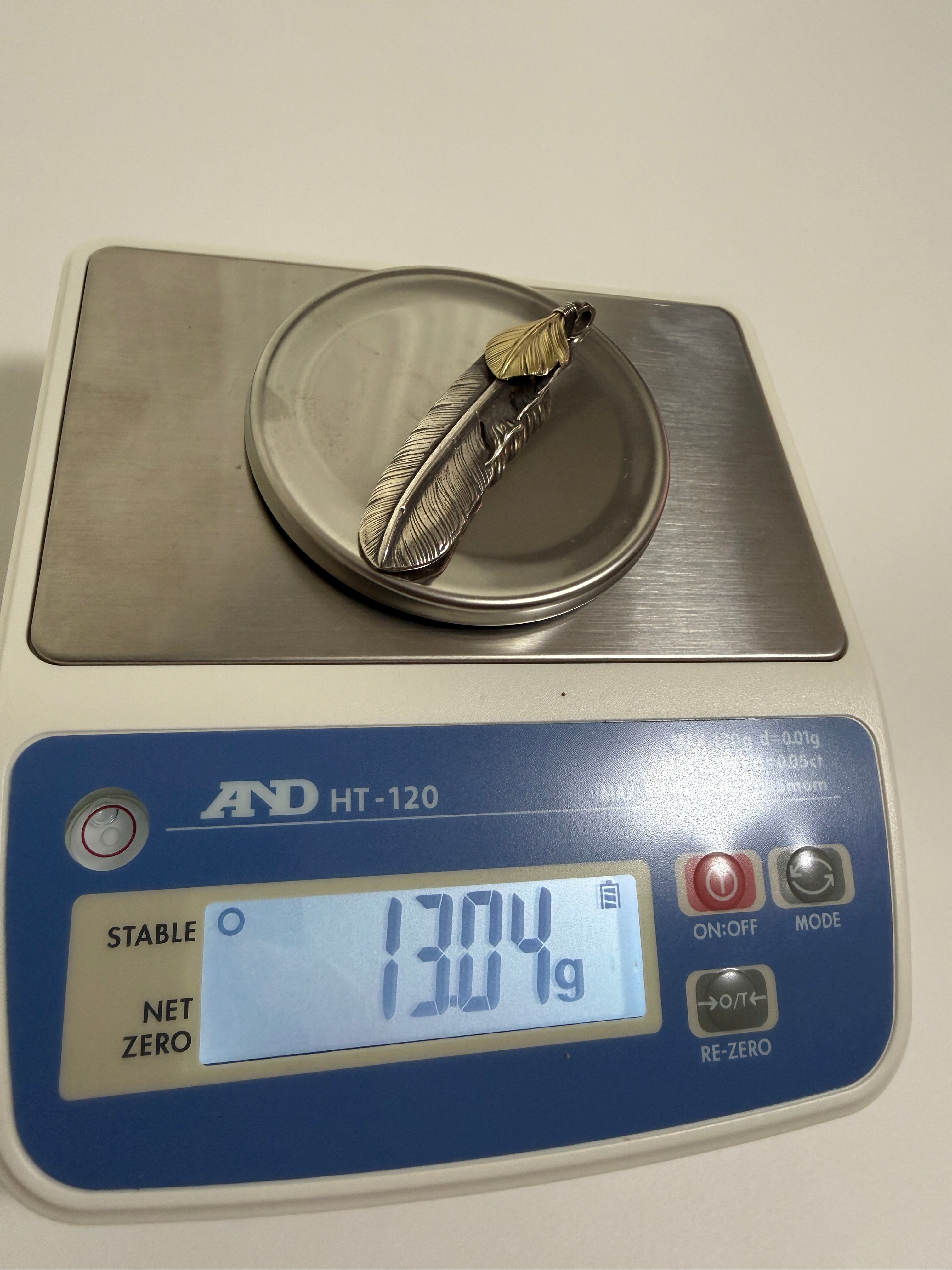 ゴローズ　上金特大フェザー左＋SV太陽inメタル小＋金メタルホイール付イーグルフック細角チェーン（47cm）セットアップ